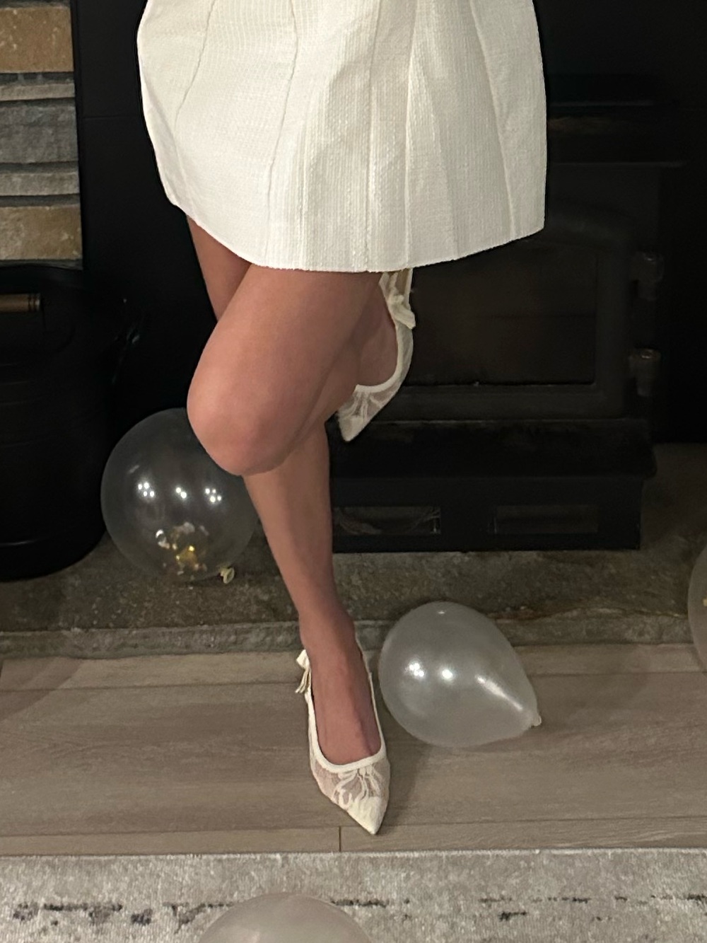 Ivory/Cream Lace Pointed Slingback Heels with Bow - Picture 5 of 5